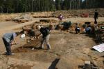 Cleaning the dinosaur trackways in the Münchehagen quarry